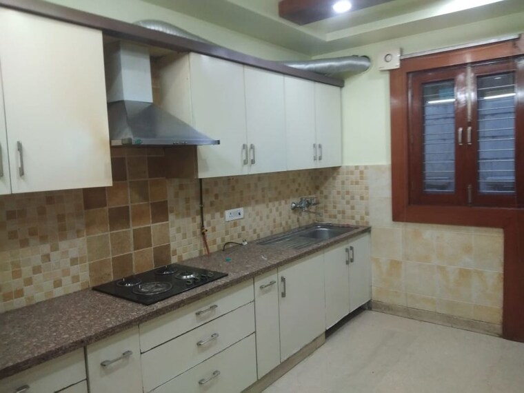 Kitchen, hauz khas 3 Bedroom 2000 Sq.Ft. Builder Floor In Hauz Khas Delhi 10784065