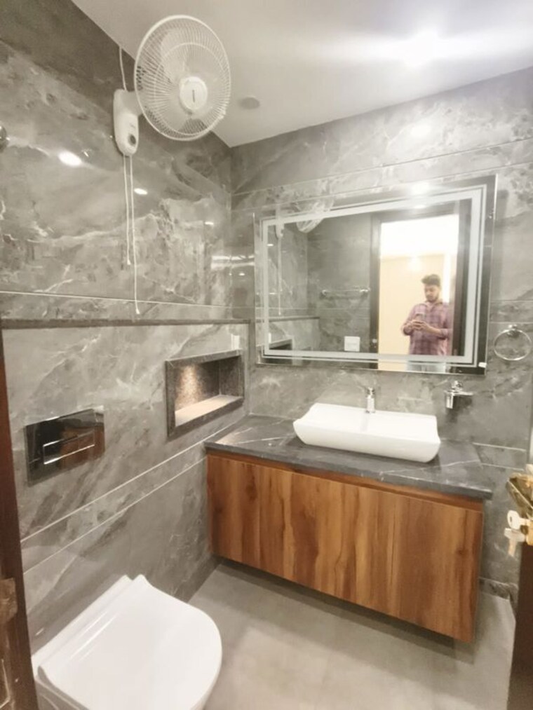 Kitchen, greater kailash ii 3 Bedroom 2100 Sq.Ft. Builder Floor In Greater Kailash ii Delhi 10784070