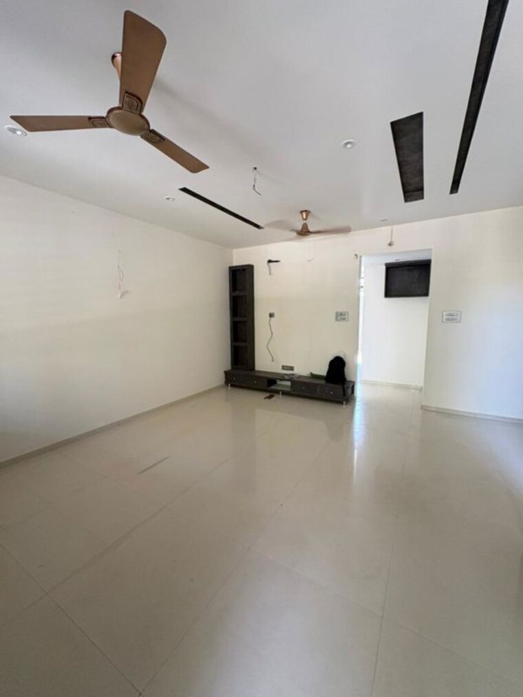 Room, runal-gateway-phase-3 3 Bedroom 2400 Sq.Ft. Penthouse In Ravet Pune 10784069