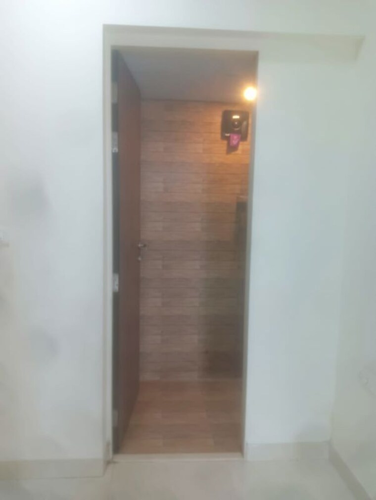 Bathroom, lodha-quality-home-tower-2 1 Bedroom 317 Sq.Ft. Apartment In Majiwada Thane 10784081