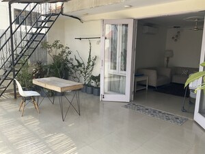  2 BHK Builder Floor at Nizamuddin East – for Rent