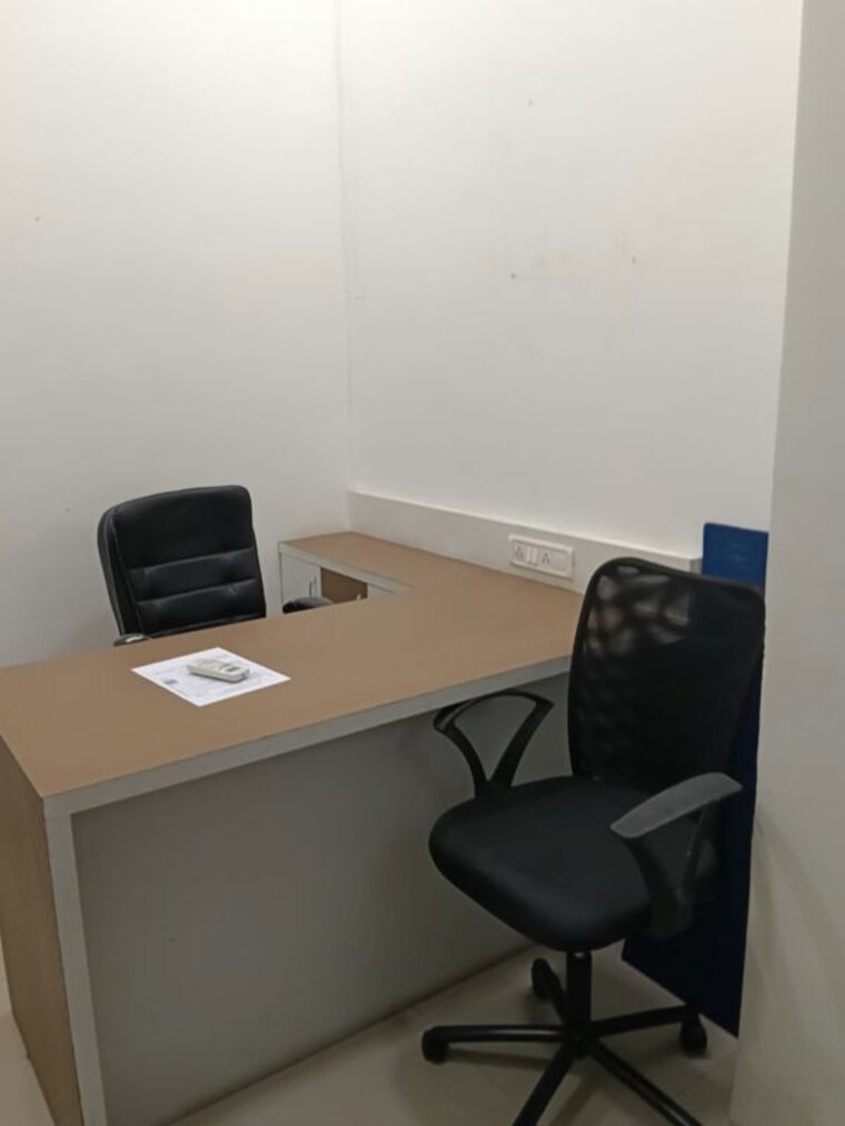 Team Area, express-zone Commercial Office Space 117 Sq.Ft. In Malad East Mumbai 10784088