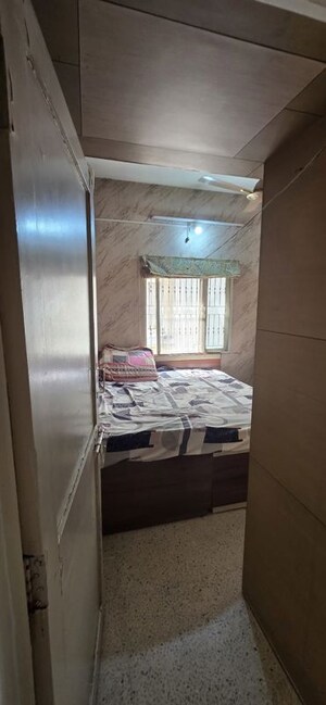 Room in 2 BHK Apartment at Bapunagar – for Rent