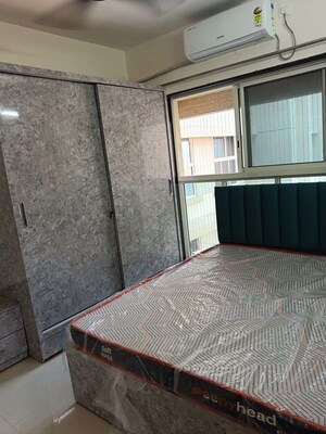Bedroom in 2 BHK Apartment at Worli – for Rent