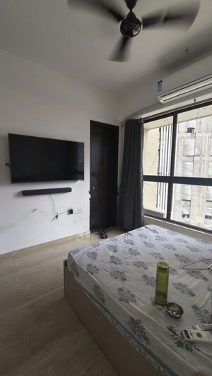 Room in 3 BHK Apartment at CCI Rivali Park, Borivali East – for Rent