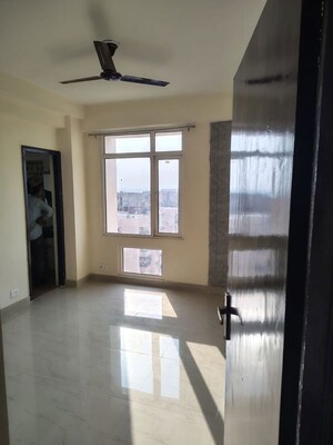 2.5 BHK Apartment For Rent in Today Ridge Residency, Sector 135