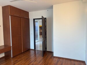 Room in 3 BHK Apartment at Brigade Exotica, Old Madras Road – for Rent