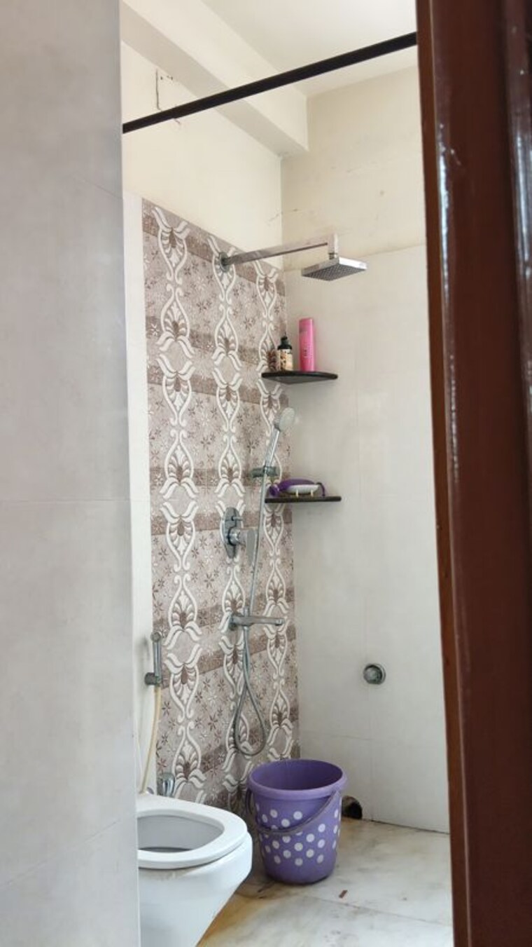Bathroom, santoshpur 3 Bedroom 1100 Sq.Ft. Apartment In Santoshpur Kolkata 10588459