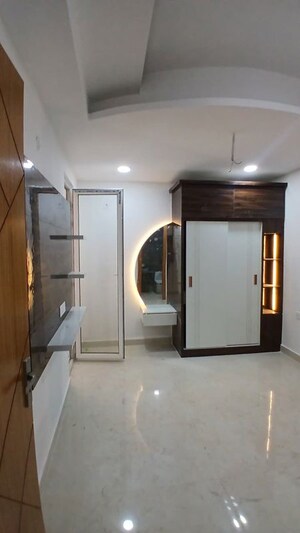 Building Lobby in 2 BHK Builder Floor at Sector 49 – for Sale