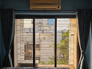 Room in 2 BHK Apartment at Midcity The Chakravarti Ashok CHSL, Andheri East – for Rent