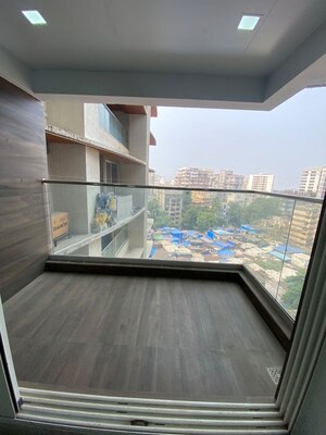 Swimming Pool in 4 BHK Apartment at Khar West – for Rent