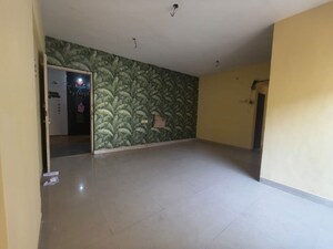 Room in 2 BHK Apartment at Dosti Group Maitri Vatika, Kalwa – for Rent