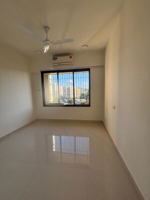 2 BHK Apartment For Rent in Hubtown Hillcrest, Andheri East