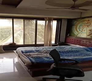 Bedroom in 2 BHK Apartment at Chunabhatti – for Rent