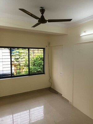 Room in 2 BHK Apartment at Bandra West – for Rent