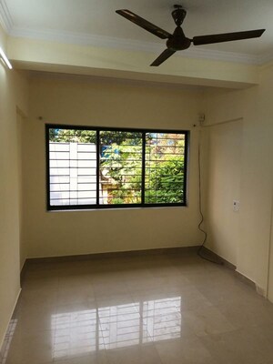 Room in 2 BHK Apartment at Bandra West – for Rent