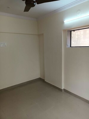 Room in 2 BHK Apartment at Bandra West – for Rent