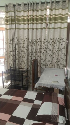 Room in 1 RK Builder Floor at Gomti Nagar – for Rent