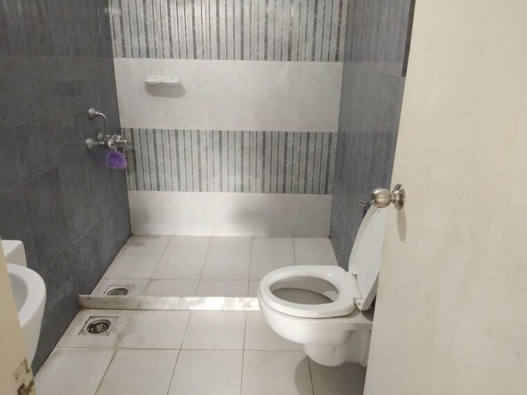 Bathroom, konark-oasis 2 Bedroom 1000 Sq.Ft. Apartment In Wagholi Pune 10784410