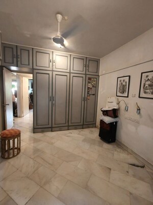 Living Room in 2 BHK Apartment at Bandra West – for Rent