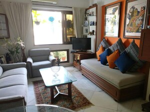 2 BHK Apartment For Rent in Bandra West