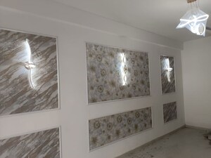 Room in 3 BHK Builder Floor at Smart World Orchard, Sector 61 – for Rent