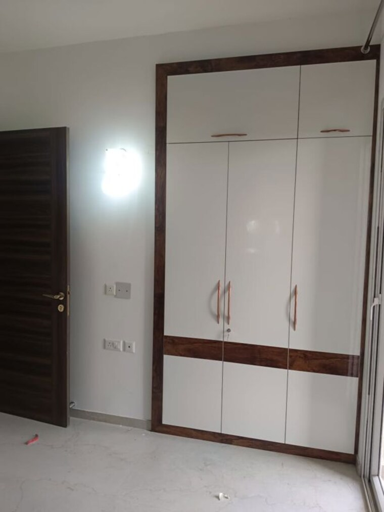 Room, smart-world-orchard 3 Bedroom 1680 Sq.Ft. Builder Floor In Sector 61 Gurgaon 10784441