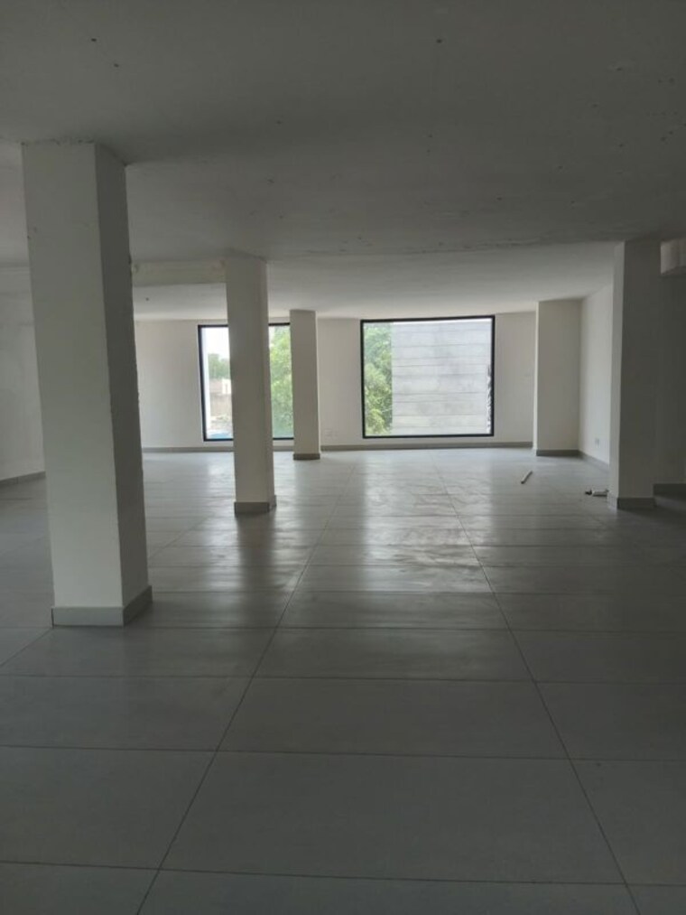 Floor Plan, mansarover garden Commercial Showroom 2200 Sq.Ft. In Mansarover Garden Delhi 10499163