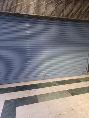 Room in  Office Space at Neelkanth Plaza, Alpha 1 Greater Noida – for Sale
