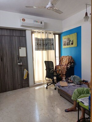Living Room in 2 BHK Apartment at Mahalakshmi Towers, Andheri West – for Rent