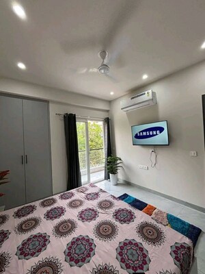Bedroom in 2 BHK Apartment at Chattarpur – for Rent