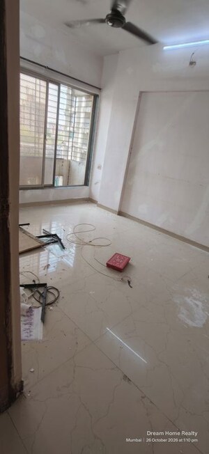 Room in 2 BHK Apartment at Swapnalok Apartment Andheri, Andheri East – for Rent