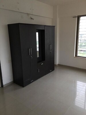 Room in 2 BHK Apartment at Gulmohar Queenstown, Kharadi – for Sale