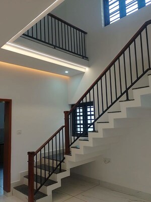 Staircase in 4 BHK Independent House at Pamboor – for Sale