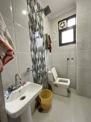 Bathroom in 1 BHK Builder Floor at Neb Sarai – for Rent