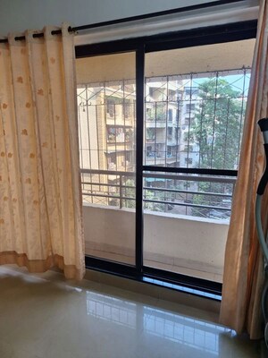 Room in 2 BHK Apartment at The Hard Rock, Kharghar – for Rent