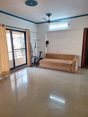 Room in 2 BHK Apartment at The Hard Rock, Kharghar – for Rent