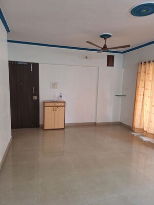 Room in 2 BHK Apartment at The Hard Rock, Kharghar – for Rent