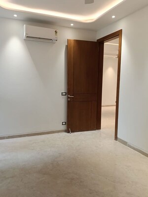 Room in 3 BHK Builder Floor at East Of Kailash – for Rent