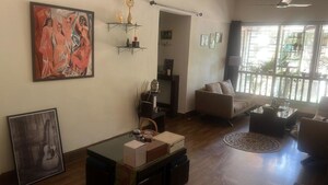 Living Room in 2 BHK Apartment at Garden View CHS Andheri, Andheri West – for Rent