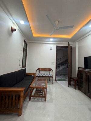 Living Room in 1 BHK Builder Floor at Chattarpur – for Rent