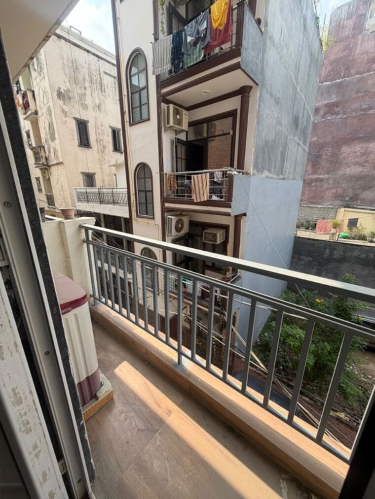 Balcony, chattarpur 1 Bedroom 600 Sq.Ft. Builder Floor In Chattarpur Delhi 10784595