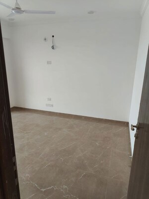 Room in 3 BHK Apartment at The Park Residency Andheri, Andheri West – for Rent