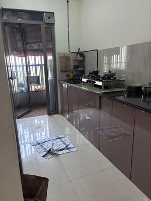 Kitchen in 2 BHK Apartment at Kalpataru Paramount, Kapur Bawdi – for Rent