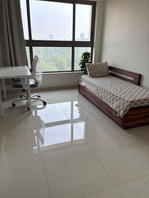 Living Room in 2 BHK Apartment at Kalpataru Paramount, Kapur Bawdi – for Rent