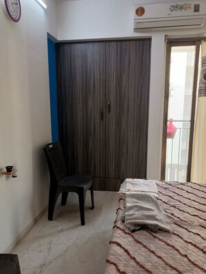 Bedroom in 2 BHK Apartment at Dn Nagar – for Rent