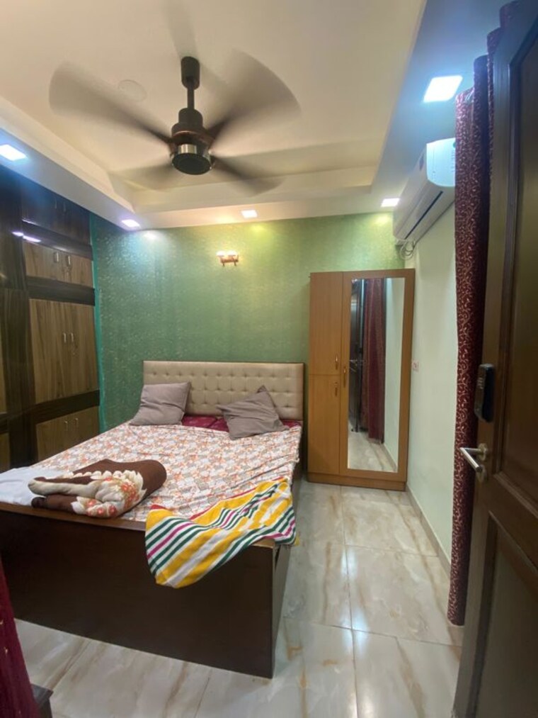 Bedroom, sector 1 1 Bedroom 900 Sq.Ft. Builder Floor In Sector 1 Gurgaon 10784662