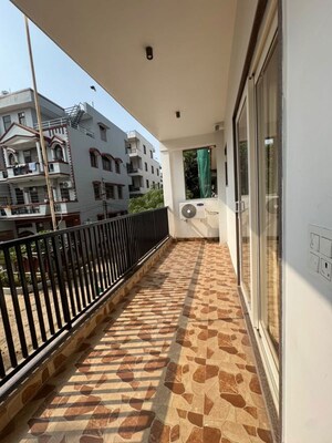 2 BHK Builder Floor For Rent in Sector 38