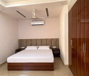 Bedroom in 2 BHK Builder Floor at Sector 39 – for Rent