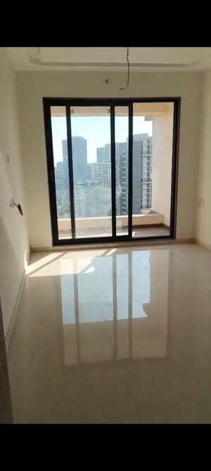 Room in 1 BHK Apartment at Amber One, Thakurli – for Rent